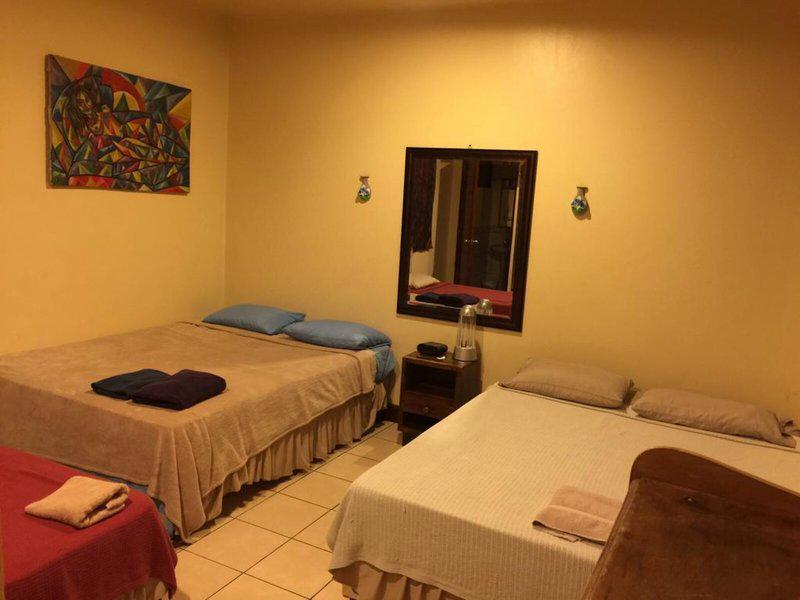 205E5F562BCE37A3CEC9A34A118C286E