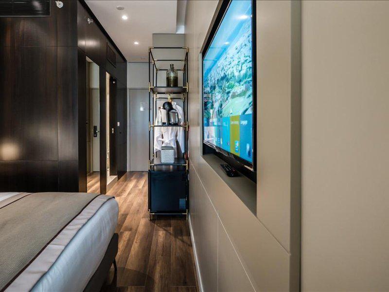 60D4369F1B796947FF80D6350809EFEC