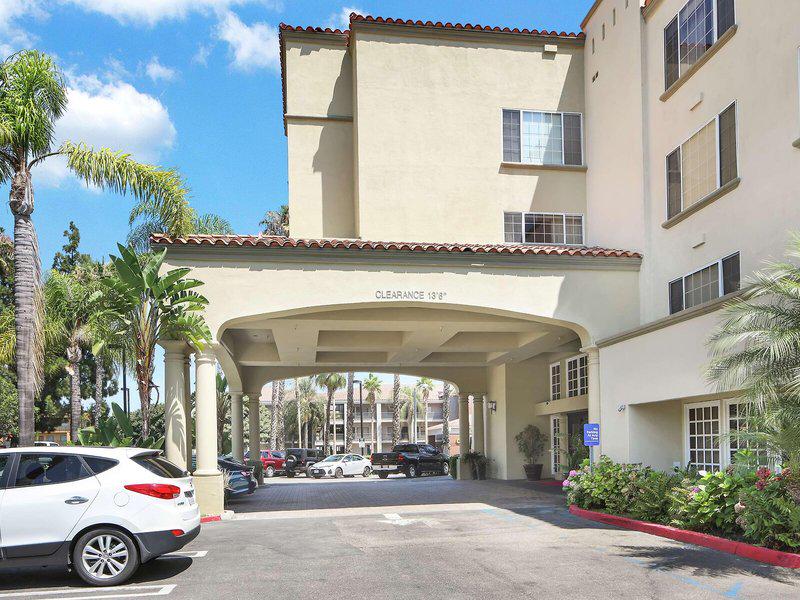 6615D388267D25BEC423E69B599D6DAC