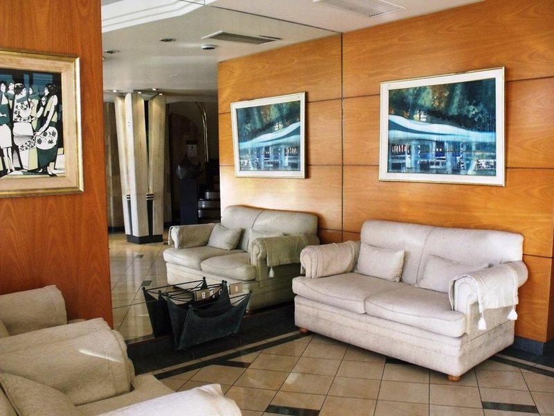 BFAE4E6A41423F8C47F42F81BCA8E69D