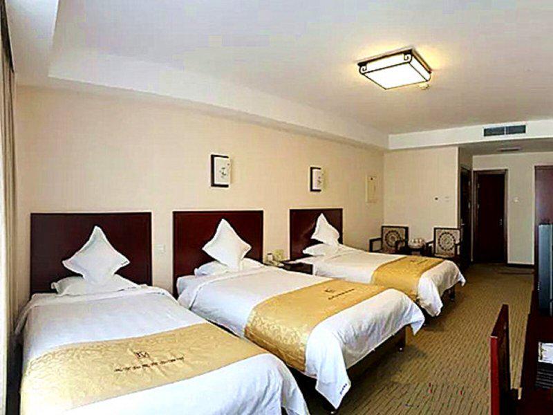 7A1B3D56009704865A64A646A4B8C560