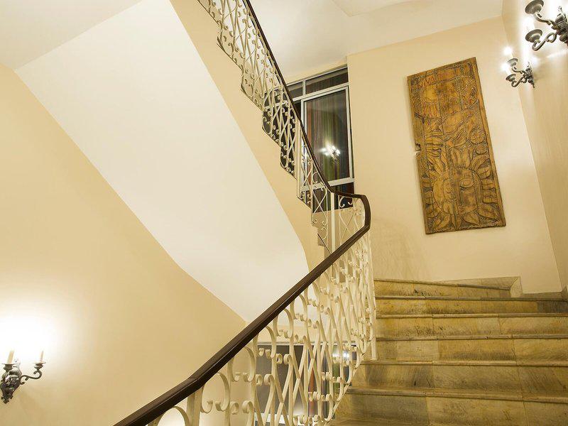 668A466054F2FB5A42B59556A413B01E