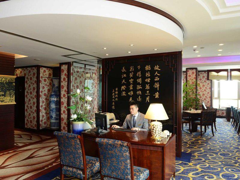 3292BC4A550291105F1FFDEF38BB50AD