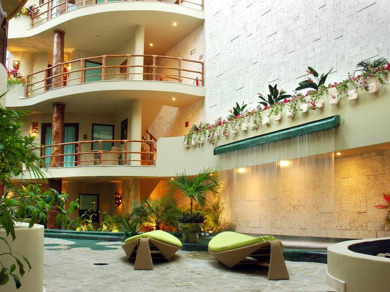 D6672C17D89BB7BD4AB4165242A6607B