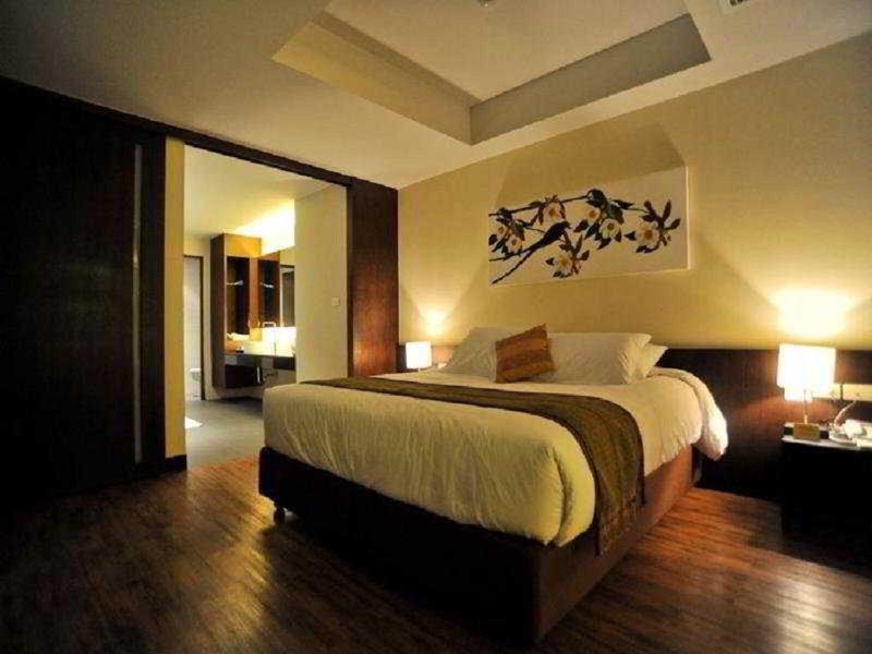 8BDD3DC177BBD761E441EB789727E26D