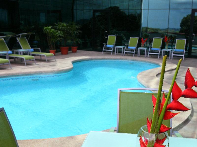 FCC2A746009491C8682FE8CBD0DB3DF4