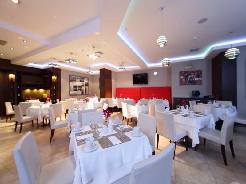 AAF6C3CC35C30C499EC936CBA9D5E763