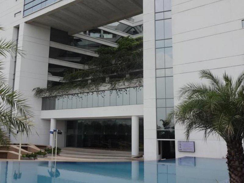 CCCA565DC11A5F17D2168824BF939180