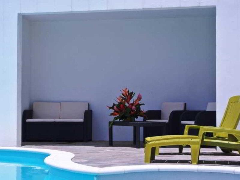 A2B37F24AAE4C5991780CB2B7F7E401D