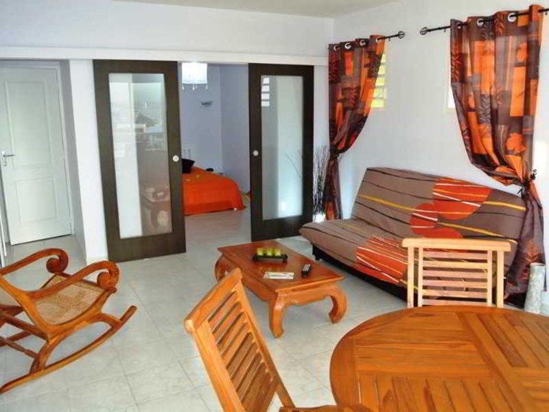 CF0498D897B0BAD6604006B9EE8F1987