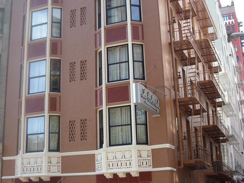 E147670E8A30BB6B8743113D2BBA8149