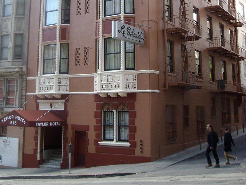 649F74C2F5A7471C32E4C092762D38E7