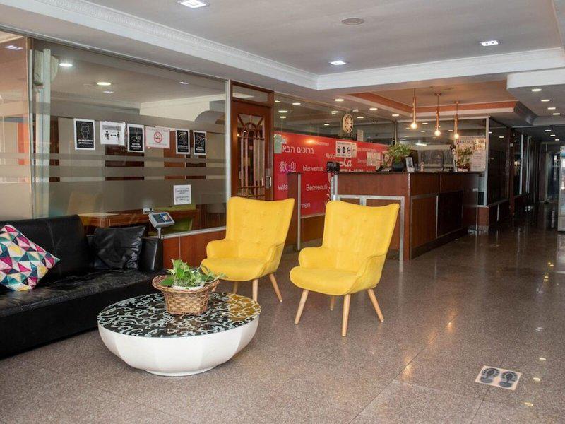 DE7C5DA12AA796E444F18BE86B747AA3