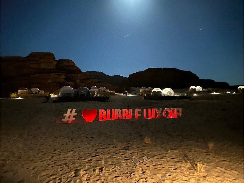 FDA0F95E6E52C9F1D621276555B52394