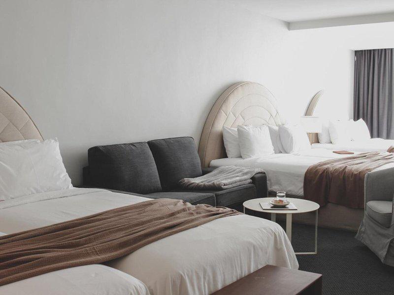 926346358FBF2209BB2AAE89795421D3