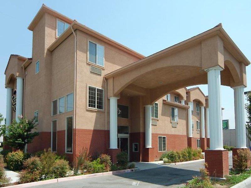 008DCDB7FE53C0B0567CF570DD274FB9