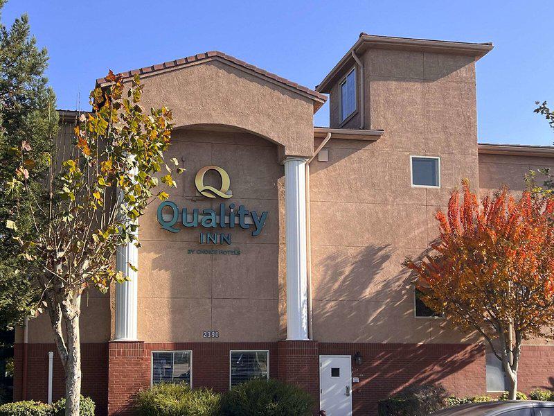 77EEE3760539DD11B11619F01ECF1502