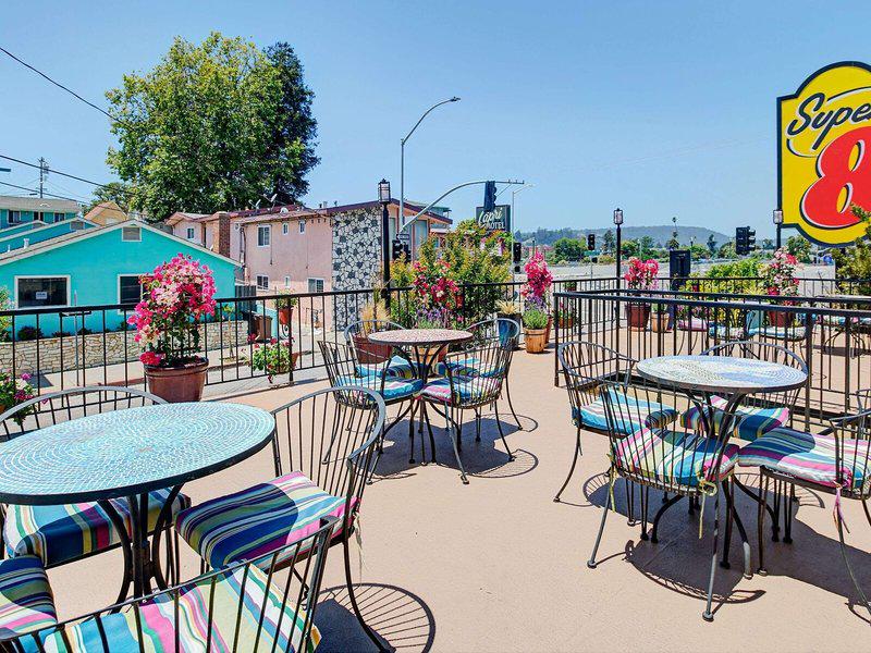 7195F684742E97BF3524BD76991B5042