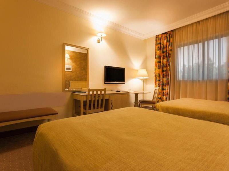 6E272E0118965CA7120DDF3C3924B059