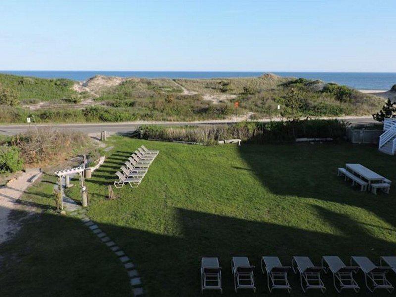 092EC90E857FCFE899BA15293E6E129A