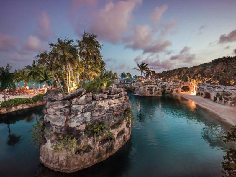 5519DE4D2F42BEADFEB38F5BA499201D