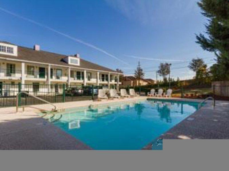 01A3B28603432A6E6901A06CBD02D40C