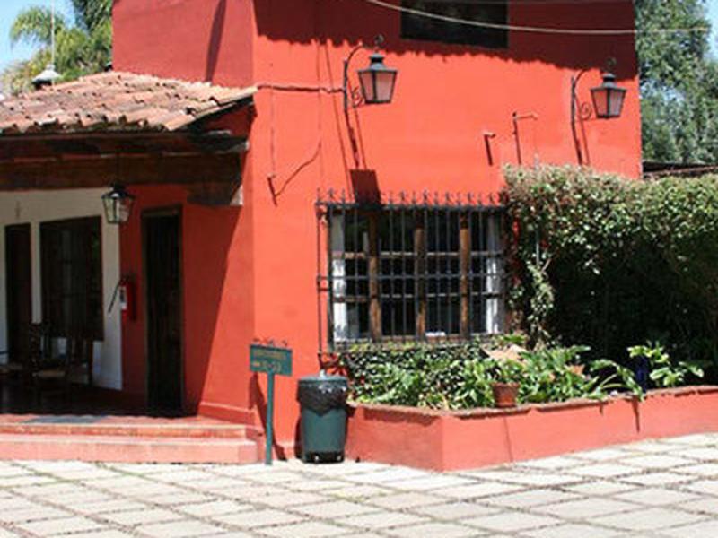 11B5F510518C4FF25CADB7749E65DA2E