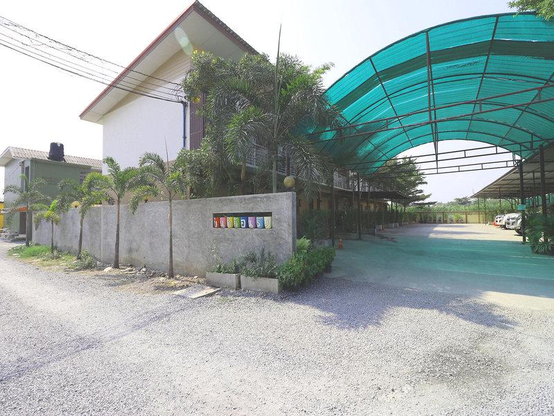 EB955BF5B32241BD652EE3BED73A9DB2