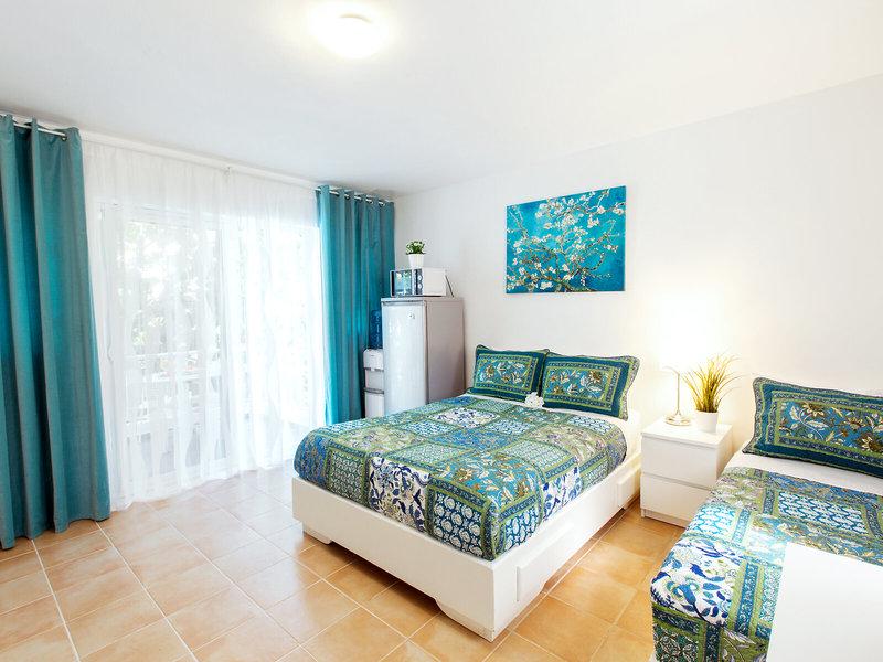 323C4BDE3A7DE9BB680814850B11FF4E