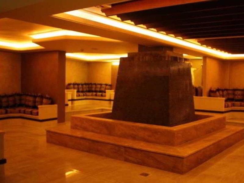 2F532B24E8D06C46501FFE586A3A4666