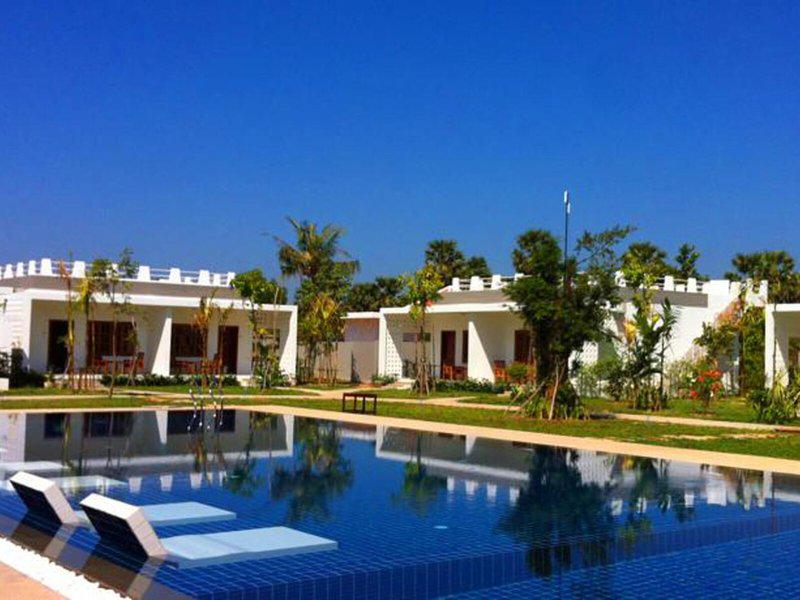 2AC15F1D3FF2F9805B2DDD2FFE9B13A3