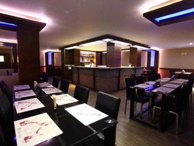 C453301B5E9DEE5648803CEDF4E050D8