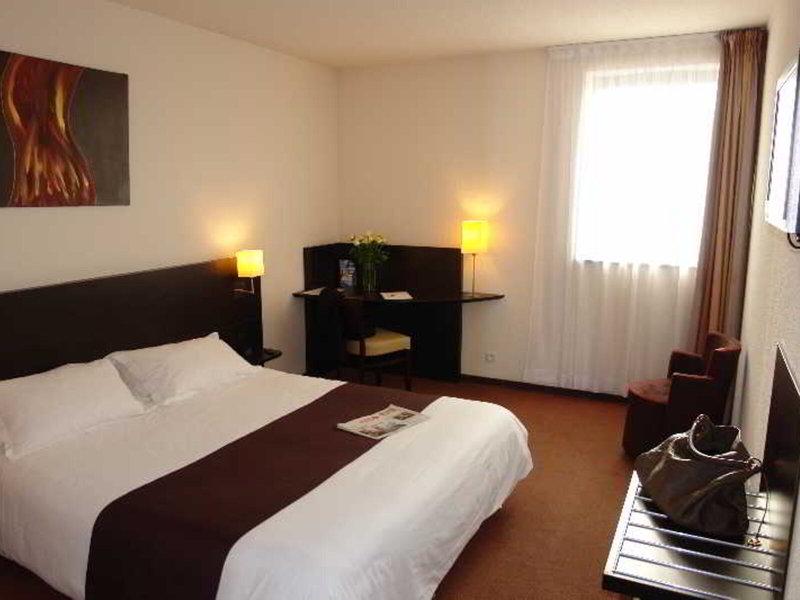 9EB9D4019F2287FEDB707B298F5A24CB