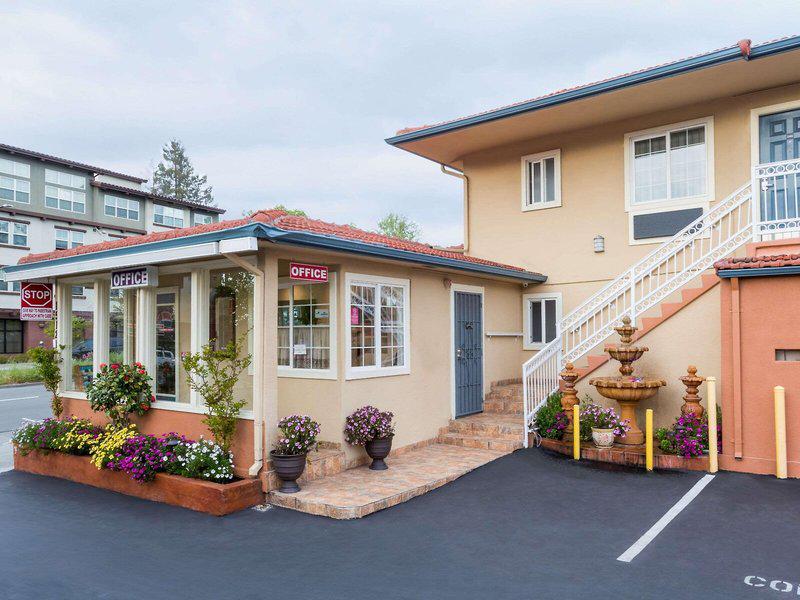 5F1D5C77A1187FAA4BC47A1C49768B05