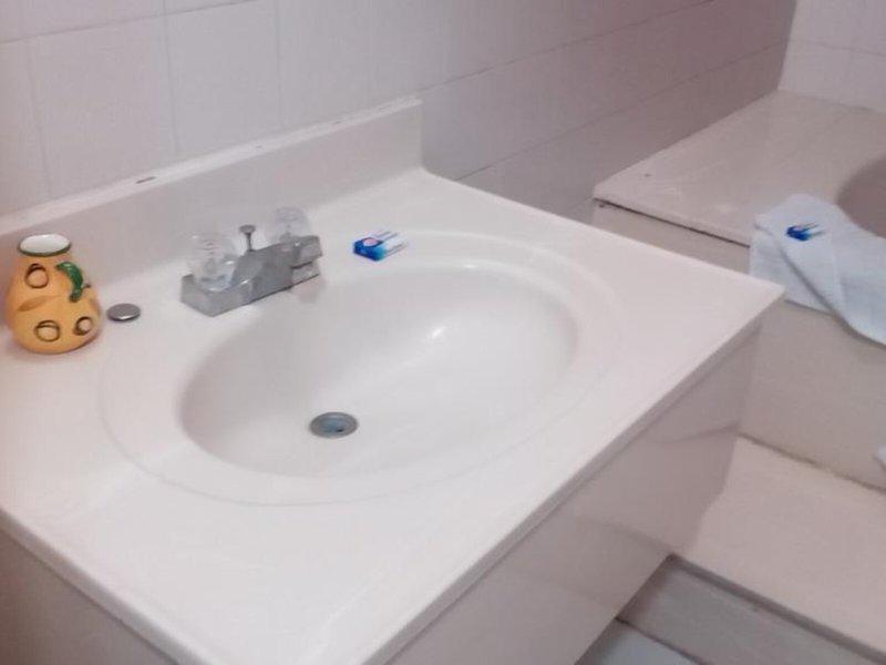 CF4E8CD607DD40A17FEB982EE2B0DF83