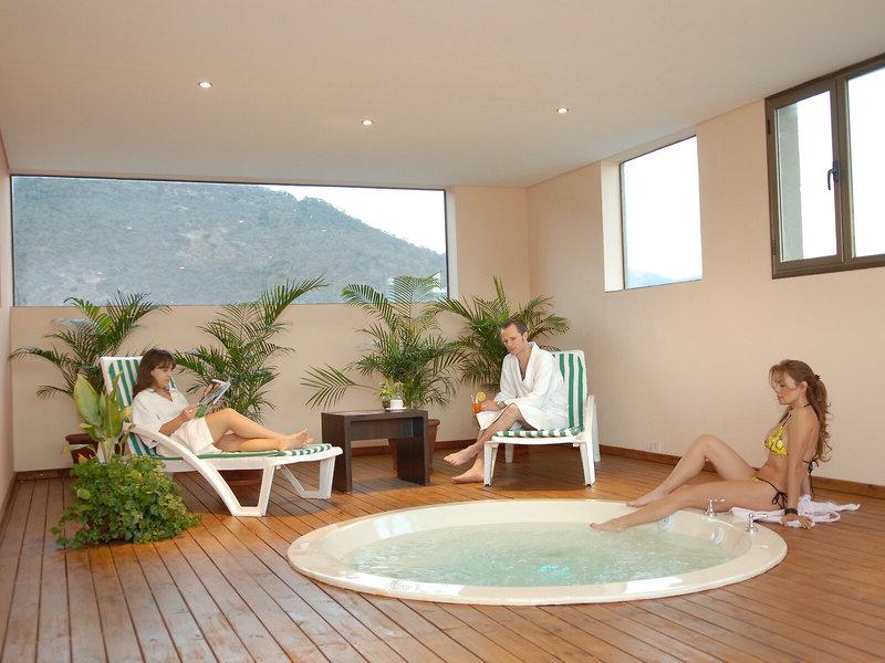 C0BE0194263A26BDA54AC53E1B84B877