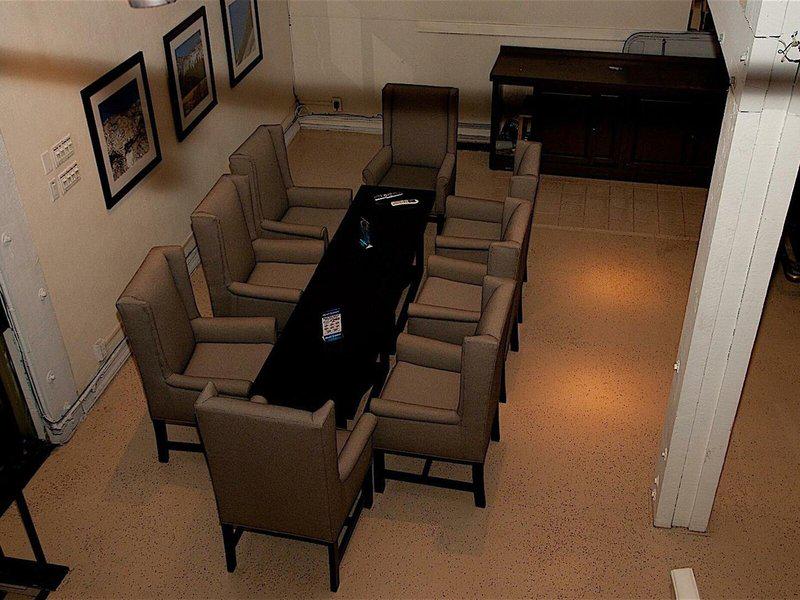 DE7097B7CACC9DE6D59B19F46EB1ACBD