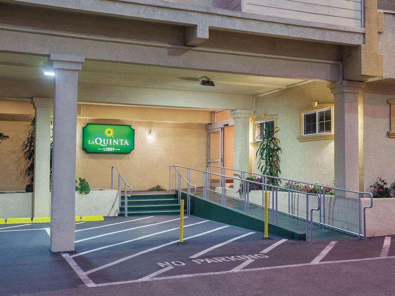 AD83F2E0150AA1D95AFB5C4AADF43D9F