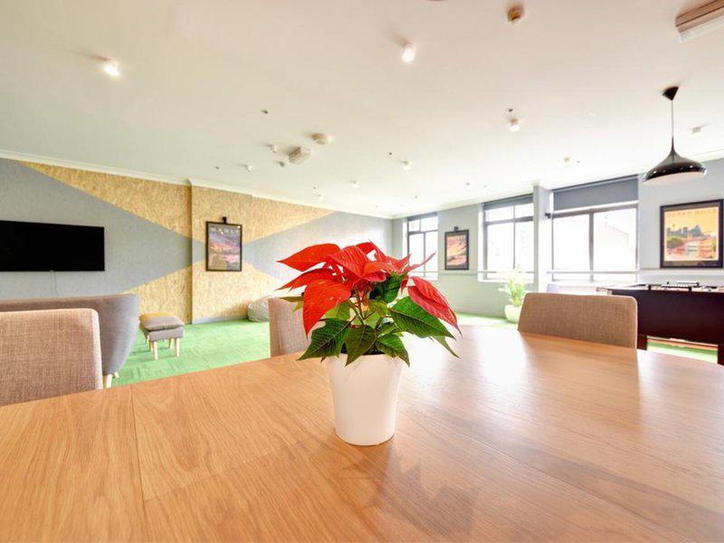 1443605590C9982EE777DC930B855D31