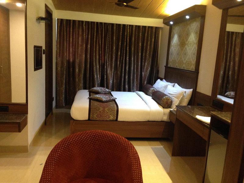 1F0670345A9DF93B660AA40C6C9E24DE