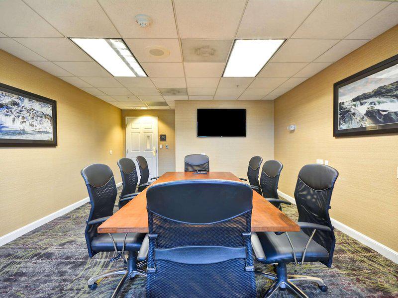 17CE1C467AFE39E075771B12A8B20591