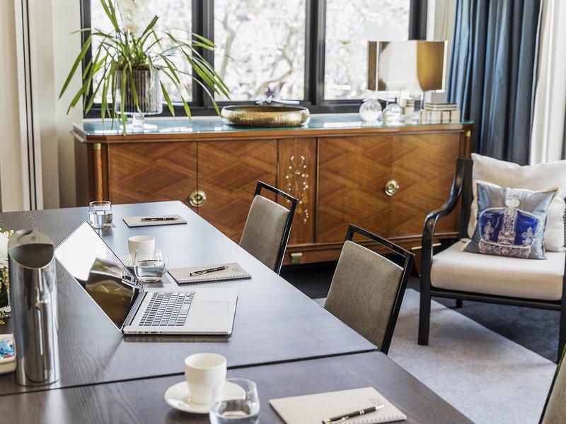 6003F1FA99205568D0051A0E31C7F4BB