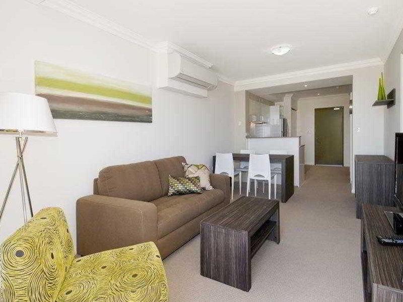 4C29074230322EEEAA84DBA1783E07AB