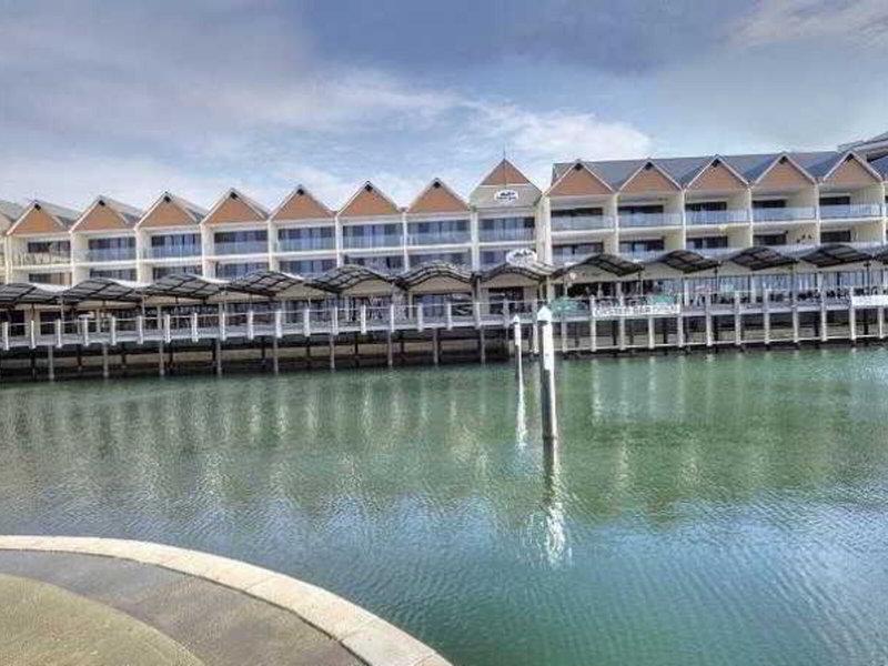 960BBE132641E1BA3CFBDEAB05956BB7