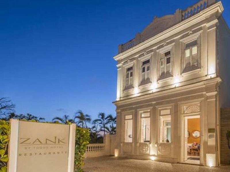 1E33B756CE4F36BC73237E9CE319BF4F