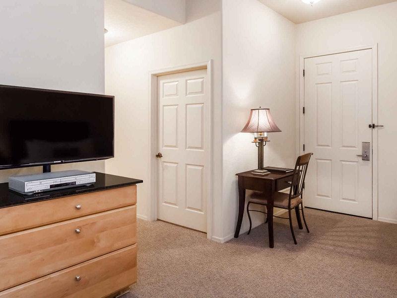 27364C4642E510324A40D20EDB5A40FF