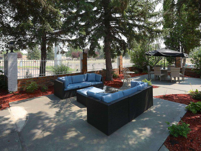 2FE4C7ECAC175BCD13D64B9B56632CA6