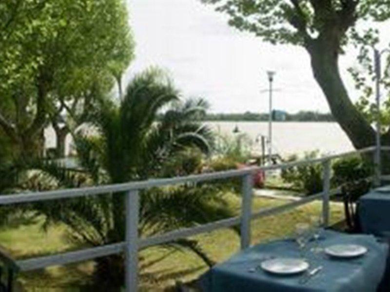 9D7AFF42A9DA274D5D03469591BC7A31