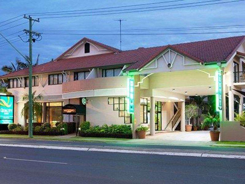 63B005BB382DAA53EC0DA847BC4BA3E6