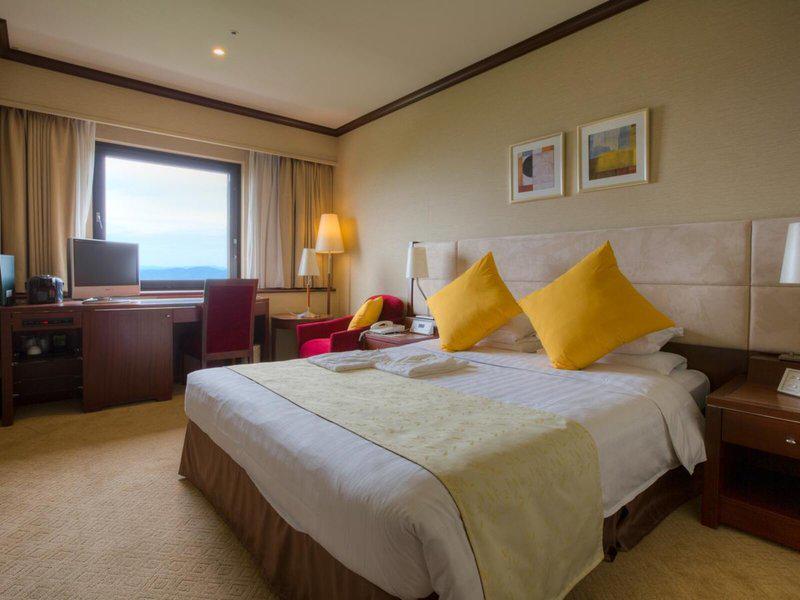 D009B3C0858F41CAFED9BE237588B136